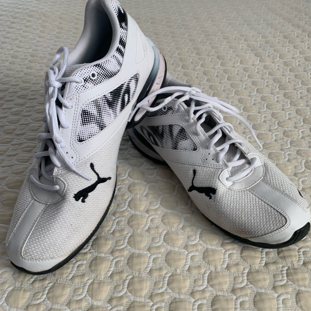 Puma Tazon 6 Cyclone Men's White and Black Athletic Shoes